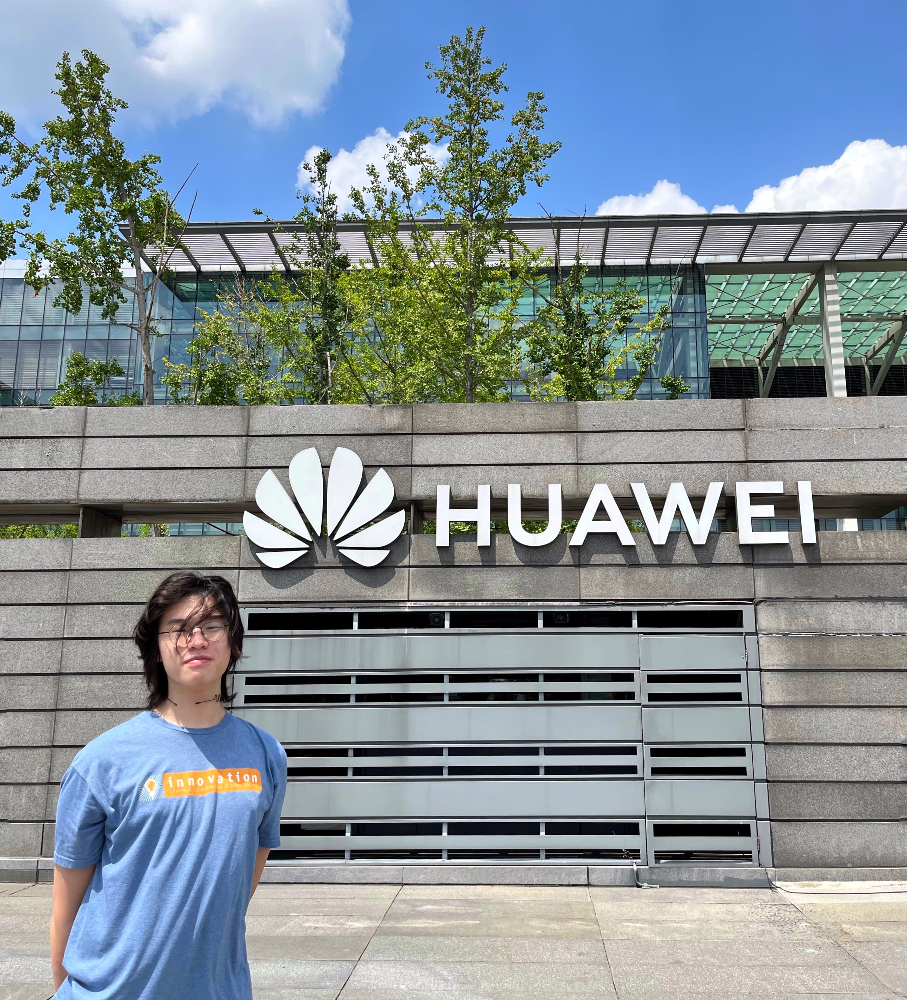 huawei.jpg